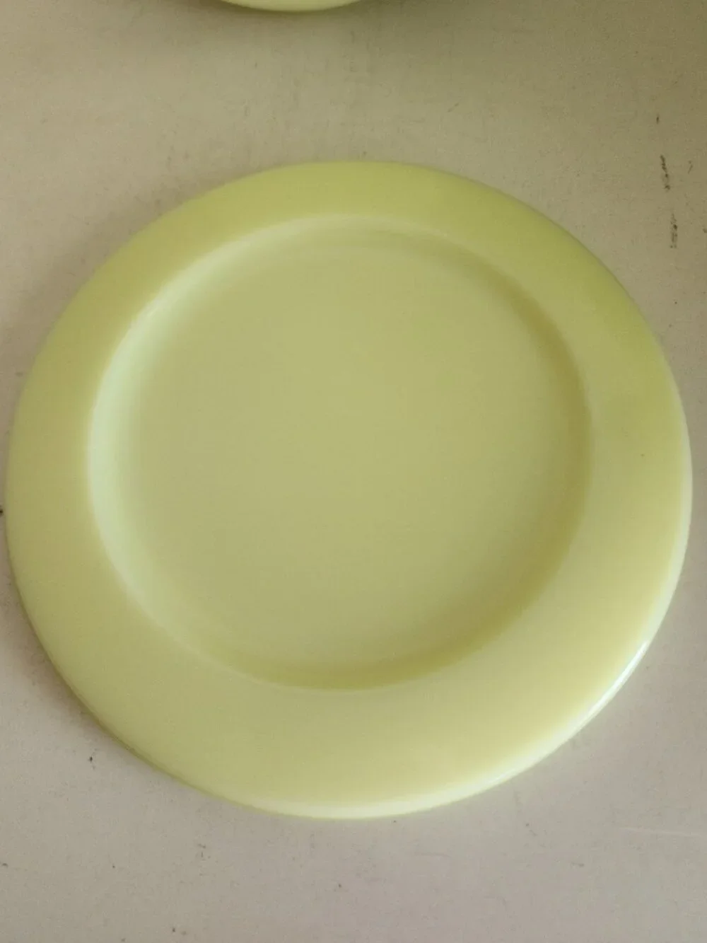 Beautiful Vintage McKee Seville Yellow Glass CEREAL 48oz Canister Uranium HTF